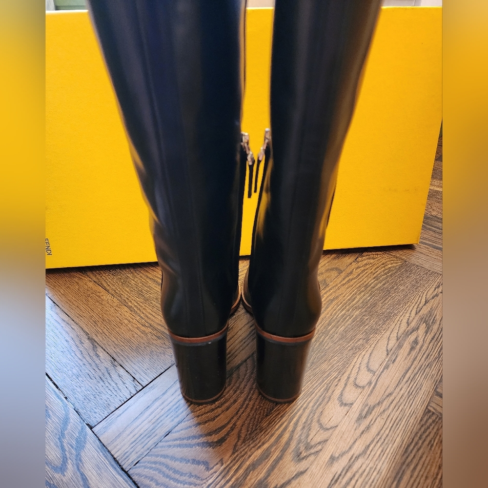 $1550 Brand New 100% Auth Fendi Over the Knee Black Leather Boots Sz 39 9 - Picture 2 of 13
